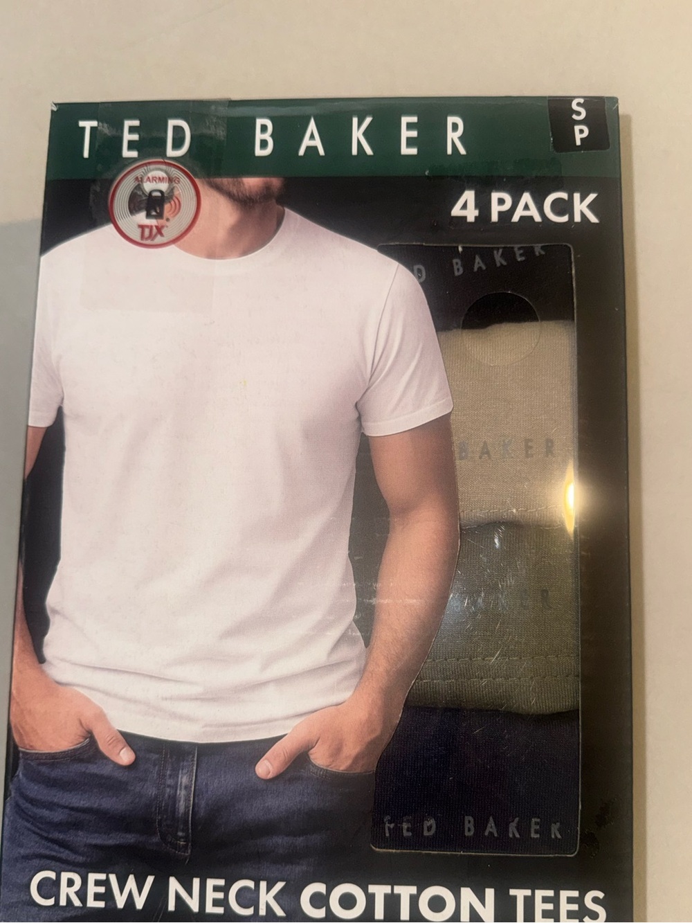 Ted Baker Men's Crew Neck CotTed Baker Men's Crew Neck Cotton Tees 4 Pack Size S
